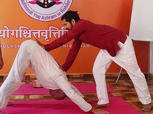 7 Days Yoga Retreat in Rishikesh 7 Days Yoga Retreat in Rishikesh